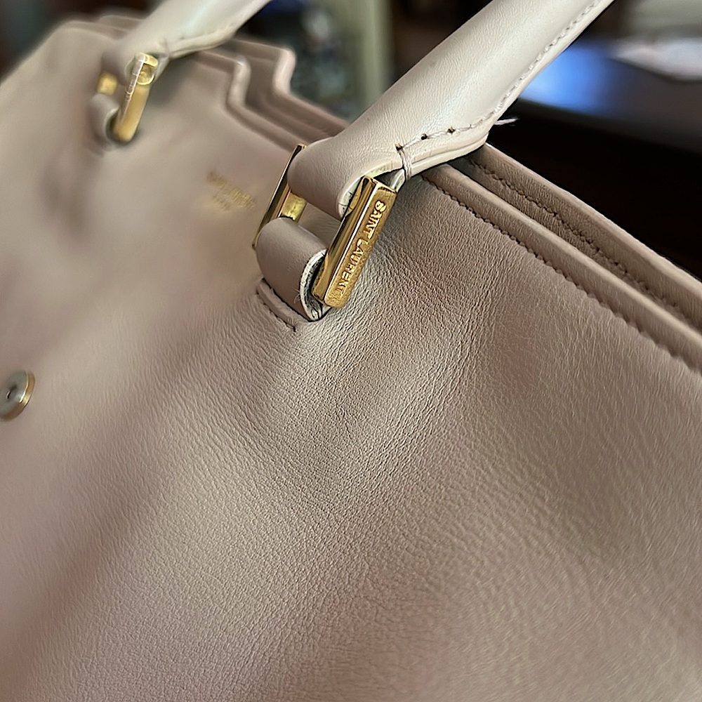 YSL Handbag 👜‎ - Picture 12 of 16